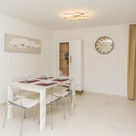 קריקווניצה Apartmani Simi - The Sun מראה חיצוני תמונה